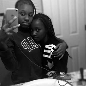 Meet your Posher, Cece